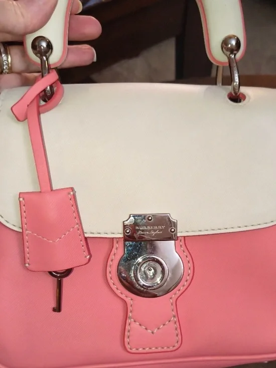 Burberry DK88 Pink Mini Top-Handle Lockit Bag w/original cross body strap - Picture 2 of 9